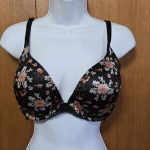 Victoria Secret Floral Black Very Sexy Push Up Bra Size 34DDD